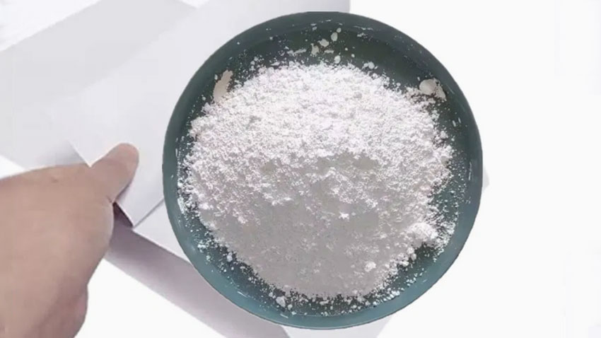 钛白粉